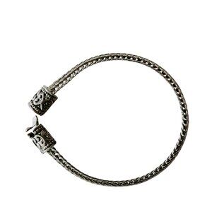 Women's Silver tone Flat Lay Bracelet